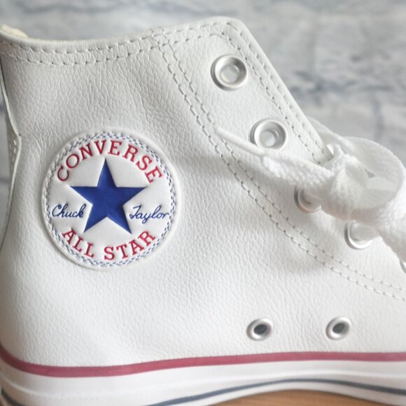 Chuck Taylor All Star Leather High Top White - Picture 3 of 12